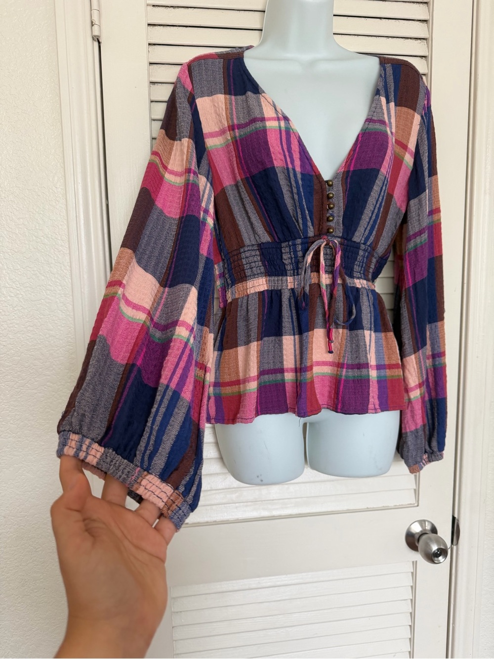 Pilcro Anthropologie Plaid Boho Peplum Top V-Neck Smocked Waist Cottagecore S - Picture 5 of 11